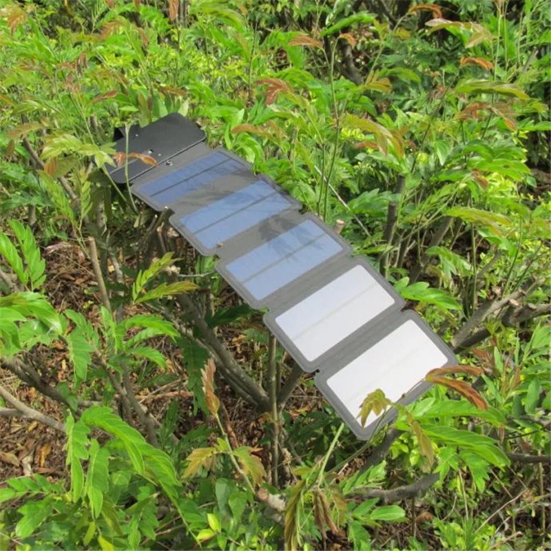Folding Solar Charger | Portable Off-Grid Power for Devices & Batteries